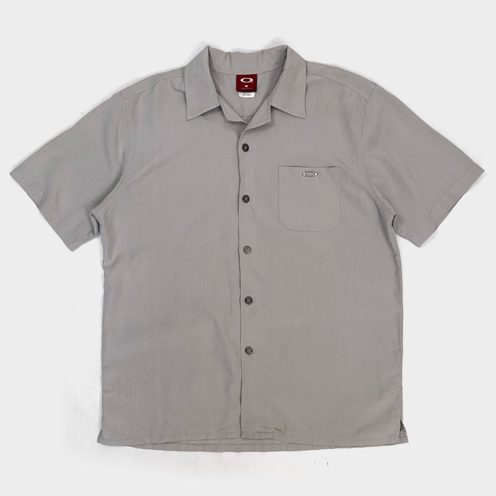 Vintage 90s Oakley Silver Chrome Logo Black Short Sleeve Button Down Shirt